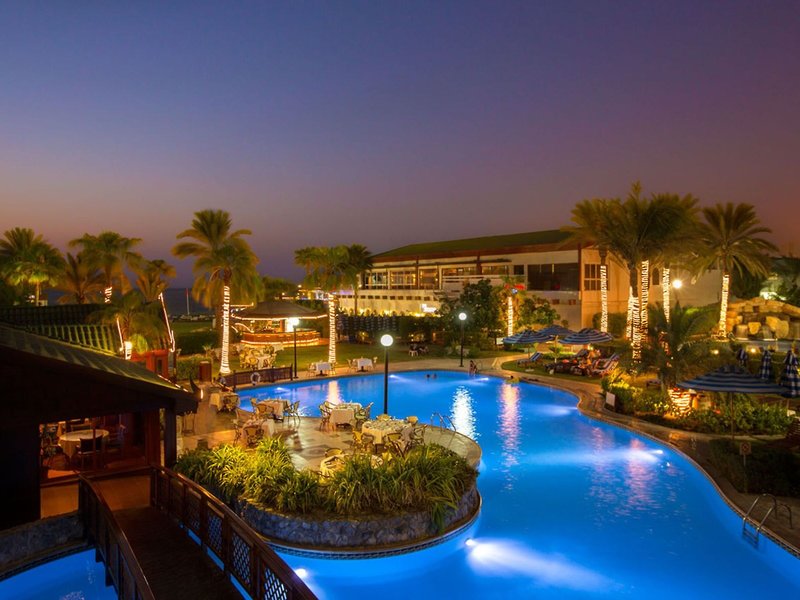 Dubai Marine Beach Resort & Spa