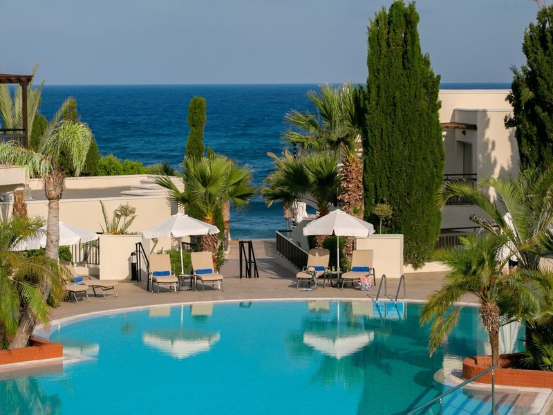 Louis Paphos Breeze